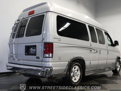 Used 2006 Ford E-150 and Econoline 150 image 25