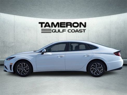 Used 2022 Hyundai Sonata SEL image 2