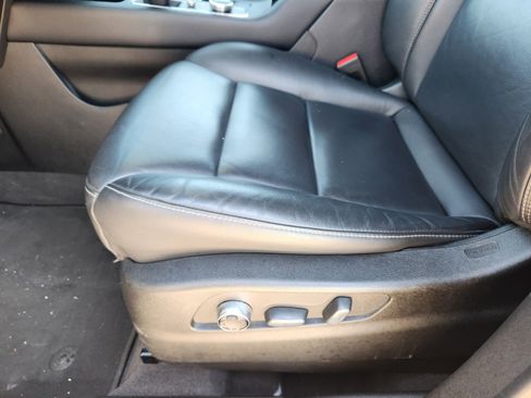 Certified 2024 Cadillac XT4 Premium Luxury image 20