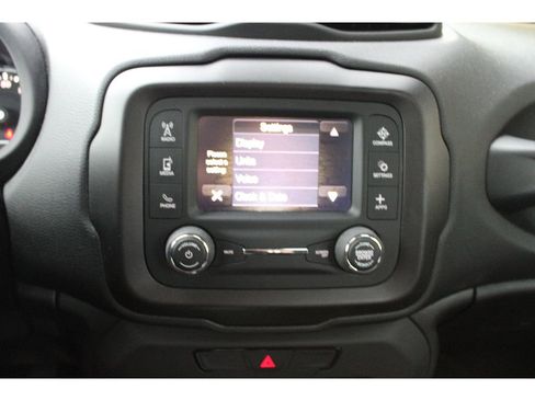 Used 2019 Jeep Renegade Sport image 29