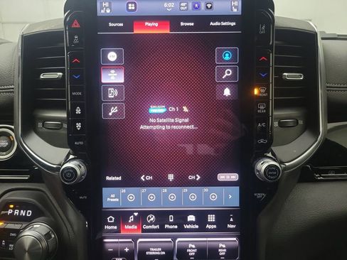 Used 2025 RAM 1500 Laramie image 25