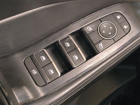 Used 2021 Nissan Rogue SL AWD/4WD image 27