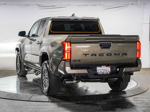 Certified 2024 Toyota Tacoma TRD Sport AWD/4WD image 3