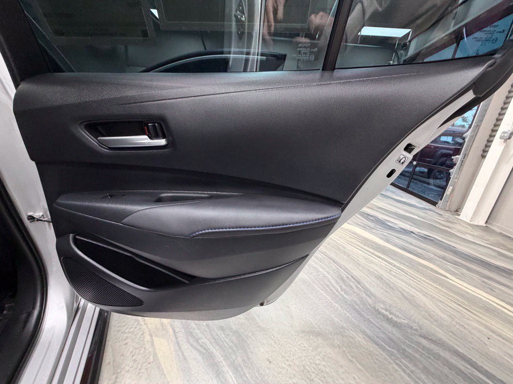 Used 2020 Toyota Corolla SE FWD image 40