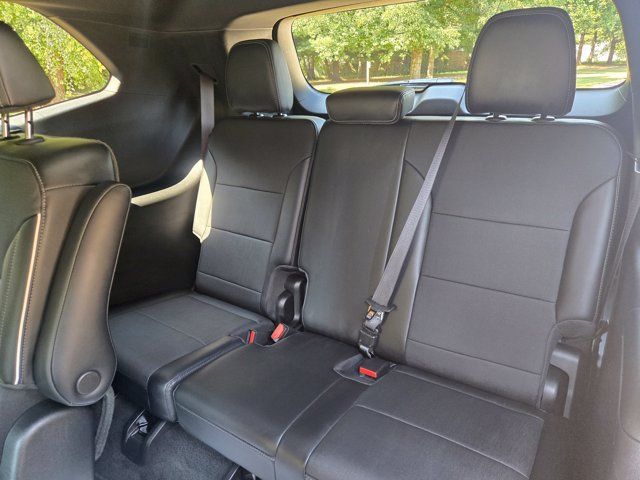 Used 2026 Buick Enclave Preferred FWD image 17