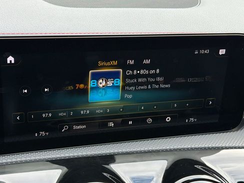 Used 2022 Mercedes-Benz CLA 250 4MATIC image 16