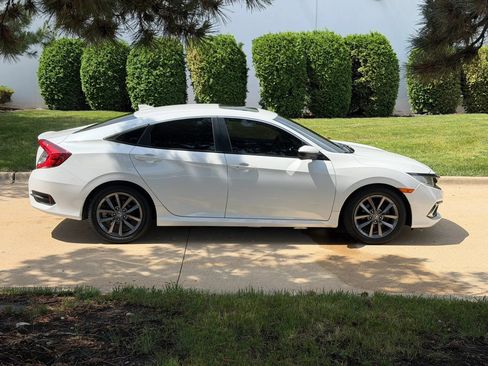 Used 2021 Honda Civic EX image 4