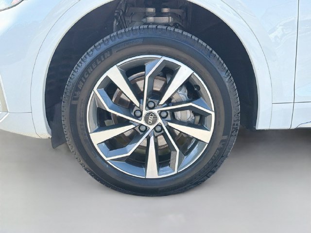 Used 2024 Audi Q5 2.0T Premium AWD/4WD image 42