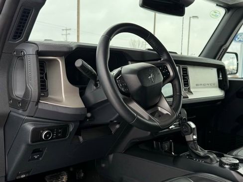 Certified 2025 Ford Bronco Outer Banks image 13