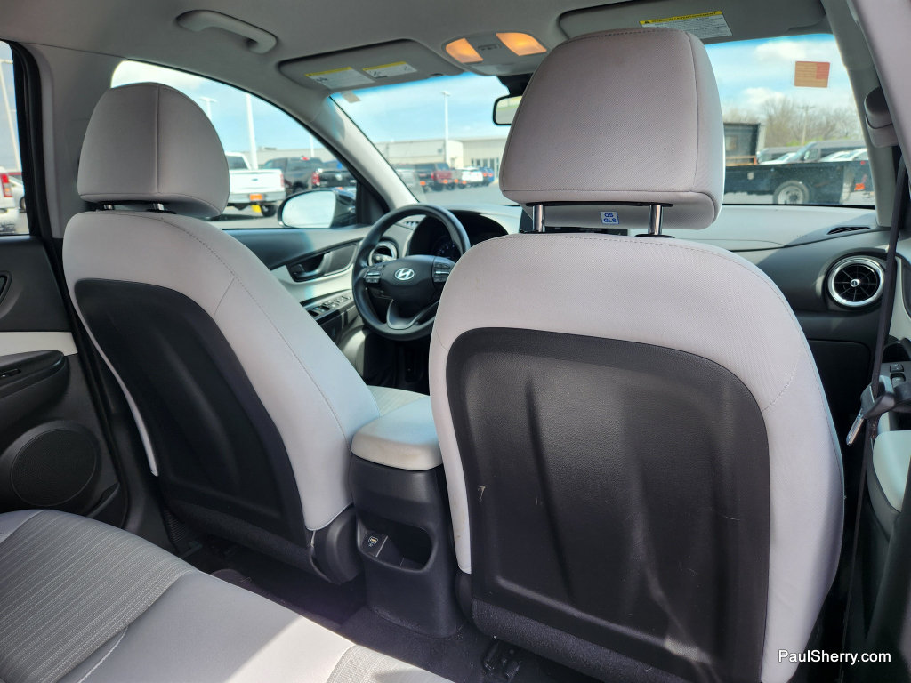 Used 2023 Hyundai Kona SEL w/ Cargo Package FWD image 41