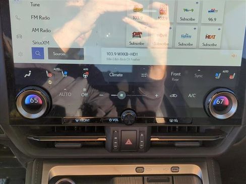 Used 2024 Lexus GX 550 image 18