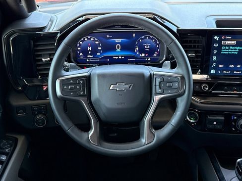 Used 2025 Chevrolet Silverado 1500 ZR2 AWD/4WD image 22
