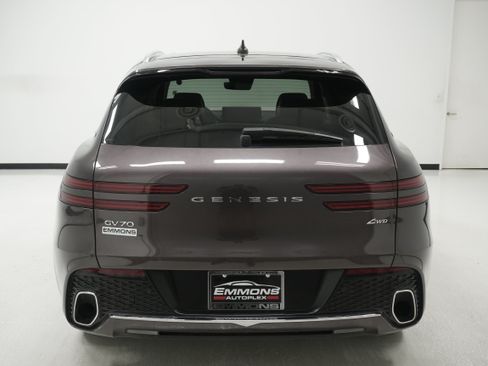Used 2023 Genesis GV70 2.5T w/ Select Package AWD/4WD image 5