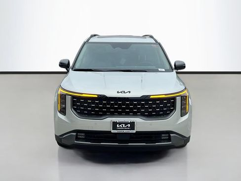 New 2026 Kia Carnival SX w/ SX Dark Edition Package FWD image 2