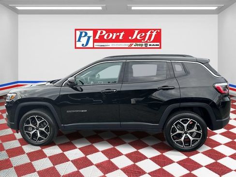 Used 2026 Jeep Compass Limited AWD/4WD image 6