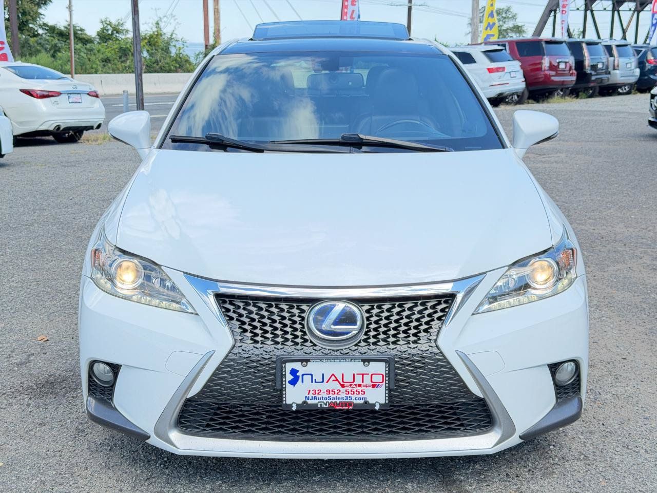 Used 2015 Lexus CT 200h w/ Navigation Package FWD image 89