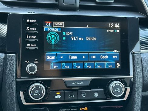 Used 2020 Honda Civic Sport image 19
