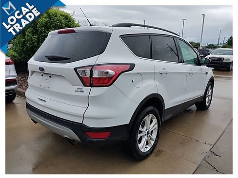 Used 2017 Ford Escape SE w/ SE Leather Comfort Package AWD/4WD image 6