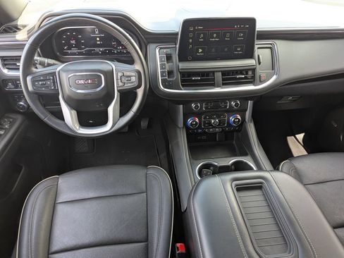 Used 2023 GMC Yukon XL SLT w/ SLT Premium Package AWD/4WD image 29