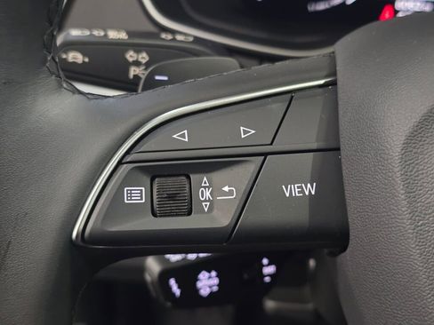 Certified 2025 Audi Q5 2.0T Premium w/ Convenience Plus Package image 47