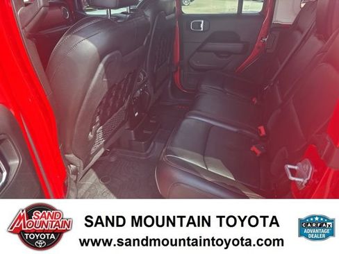 Used 2021 Jeep Wrangler Unlimited Rubicon AWD/4WD image 13