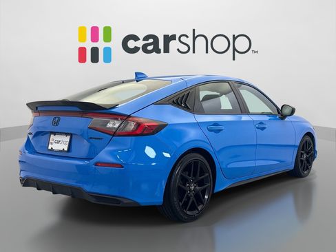Used 2024 Honda Civic Sport image 5