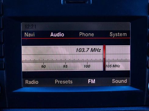 Used 2017 Mercedes-Benz Sprinter 144 Cargo image 18