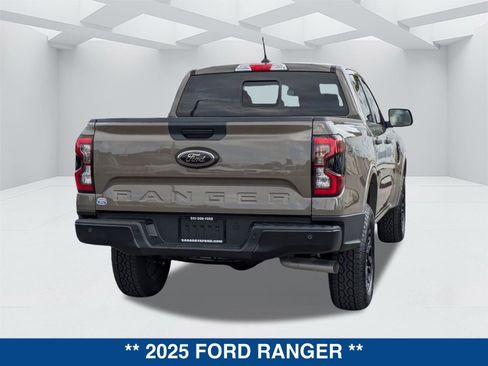 New 2025 Ford Ranger XLT w/ Black Appearance Package image 5