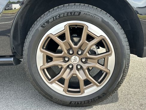 Used 2025 Ford Expedition King Ranch AWD/4WD image 22