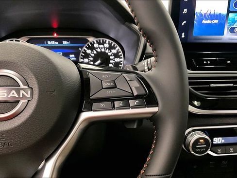 New 2025 Nissan Altima 2.5 SR w/ SR Premium Package image 21