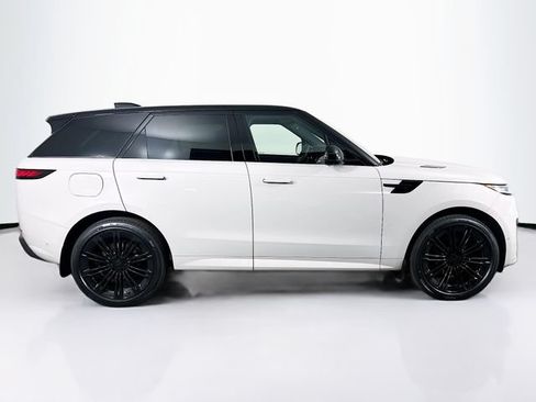 New 2026 Land Rover Range Rover Sport Dynamic SE AWD/4WD image 4