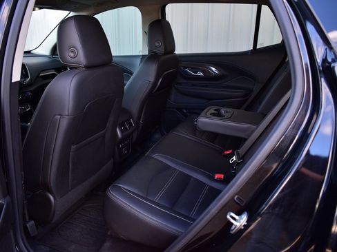 Used 2024 GMC Terrain Denali w/ Denali Premium Package image 22