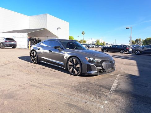 Used 2024 Audi e-tron GT Prestige w/ Prestige Package image 2