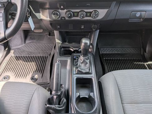 Used 2019 Toyota Tacoma SR image 16