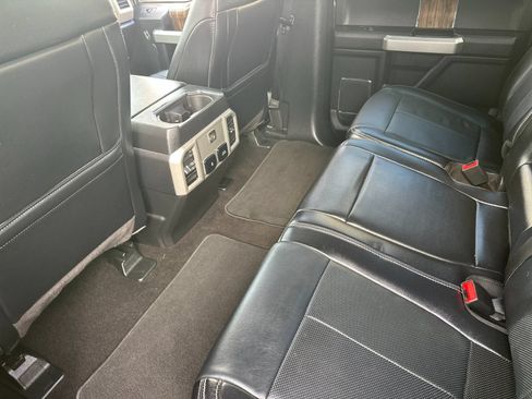 Used 2019 Ford F150 Lariat RWD image 12