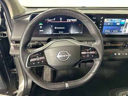 Used 2023 Nissan Ariya AWD image 14