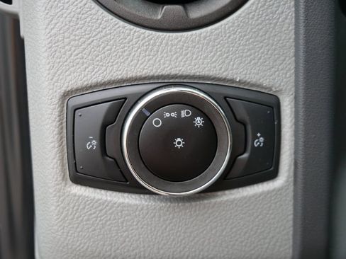 Used 2024 Ford E-450 and Econoline 450 Super Duty w/ Power Windows & Locks Group RWD image 18