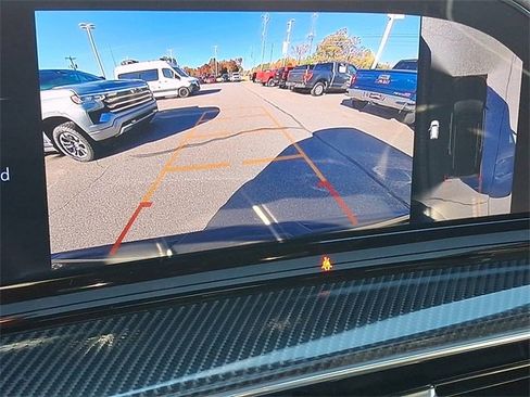 Certified 2024 Cadillac Escalade ESV Sport Platinum image 17