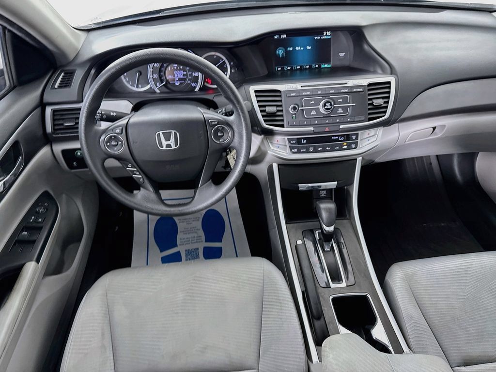 Used 2015 Honda Accord LX image 26
