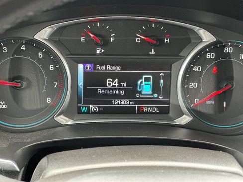 Used 2017 Chevrolet Malibu LT image 24