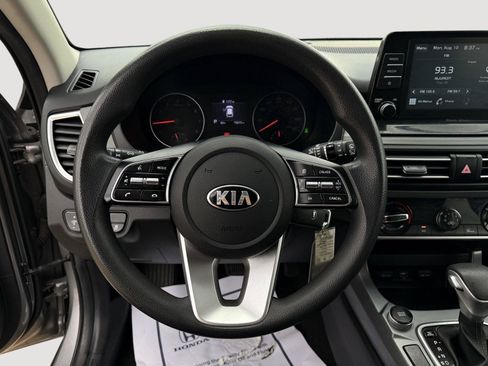 Used 2021 Kia Seltos LX AWD/4WD image 18