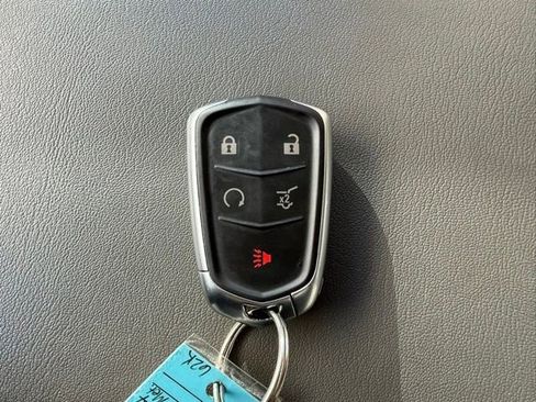 Used 2023 Cadillac XT5 Premium Luxury w/ Technology Package image 32