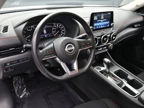 Used 2025 Nissan Sentra SR FWD image 20