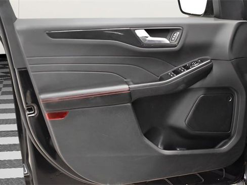 Used 2023 Ford Escape ST-Line image 22