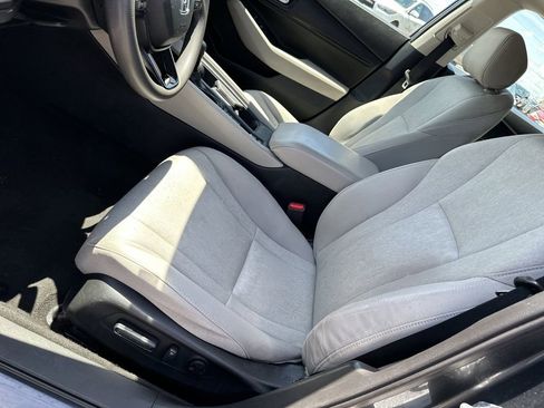 Used 2024 Honda Accord EX image 11
