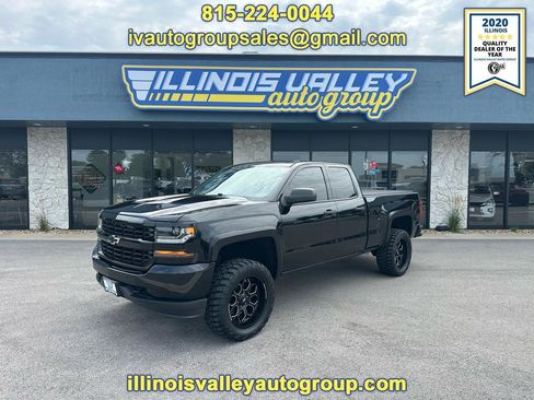 Used 2016 Chevrolet Silverado 1500 Custom w/ Custom Convenience Package AWD/4WD image 1