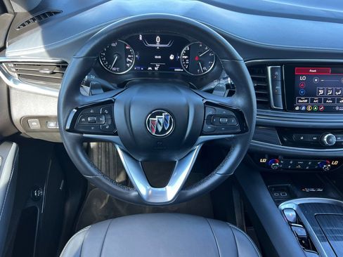 Used 2023 Buick Enclave Premium image 15