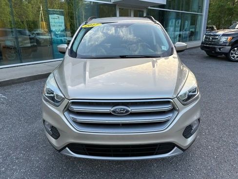 Used 2017 Ford Escape SE w/ SE Leather Comfort Package image 8