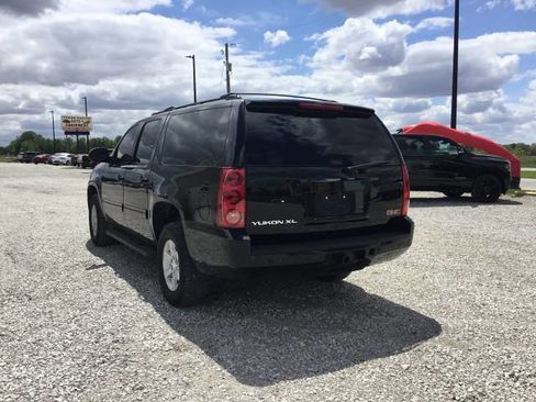 Used 2014 GMC Yukon XL SLE AWD/4WD image 5