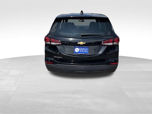 Used 2023 Chevrolet Equinox LS w/ LPO, Cargo Package FWD image 5